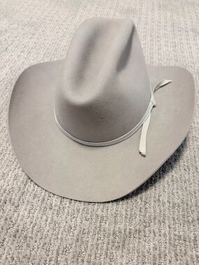 AMERICAN HAT COMPANY felt silver cowboy hat size 6 3/4